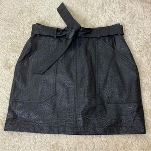 Shinestar Womens Faux Leather Belted Black Mini Skirt  Size Medium